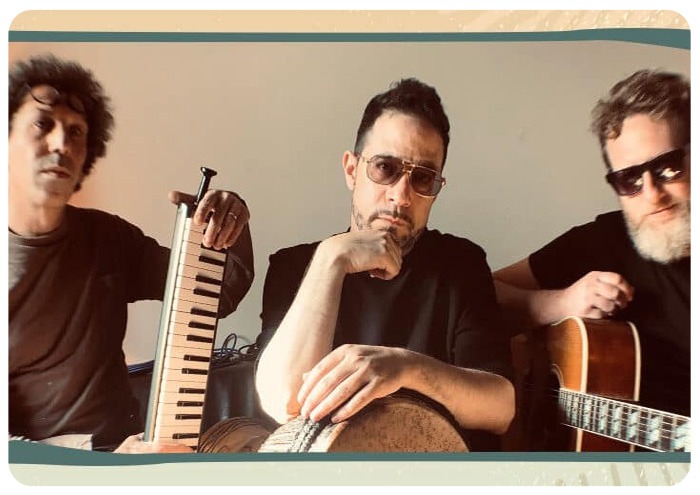 Giraffes - Acoustic