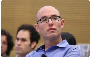Uri Schwartz