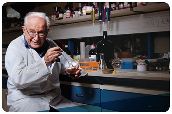 Professor Raphael Meshulam